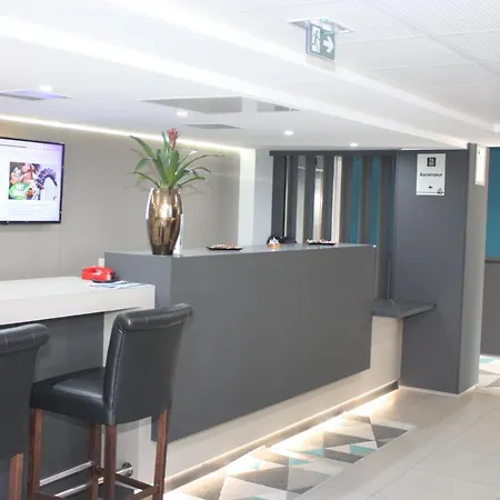 Hotel Akena Aeroport Charles De Gaulle - Witz 3*